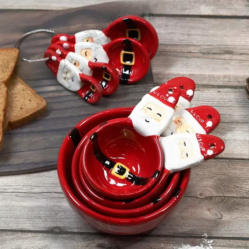 Kitchen Baking Gifts - 4-teiliges Weihnachts-Messlöffel-Set, handbemalte 3D-Keramikschüssel, Messbecher, Backen,